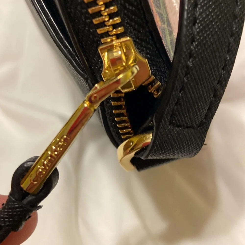 Calvin Klein Black embroidered flowered red pink green cross body, shoulder nice - Picture 4 of 12